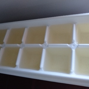 【離乳食】小分け冷凍保存で便利♪かつおと昆布だし